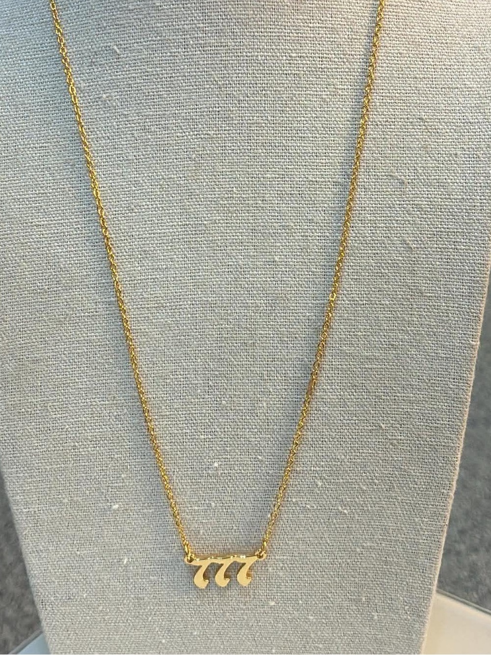 777 gold tone necklace - Picture 3 of 7